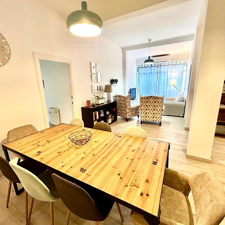 Acogedor Apt 8Pax 4Bdr 2Bth- Cozyhomesevilla2 المظهر الخارجي الصورة